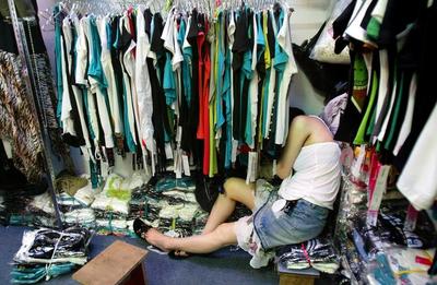 服裝批發(fā)行業(yè),低端服裝,如何年賺百萬?